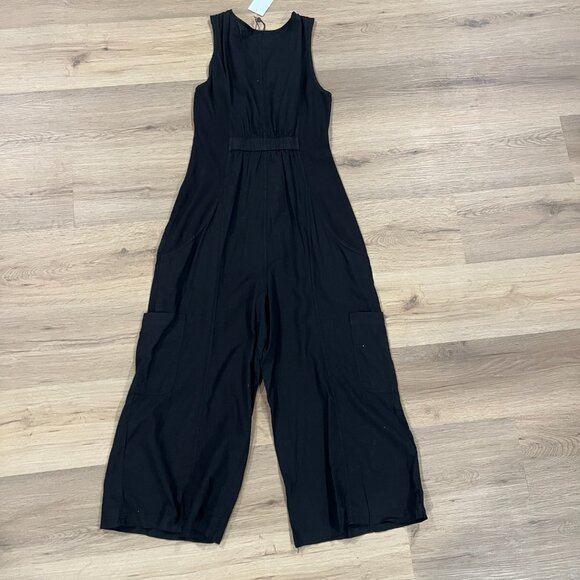 NWT Wearables Black Sleeveless Jumpsuit Romper Zip Up Zipper Size Small - Picture 7 of 9